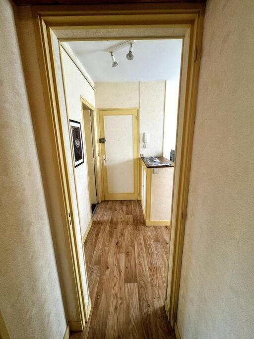 Appartement Proche De L'Hyper-Centre Avec Garage 凯恩 外观 照片