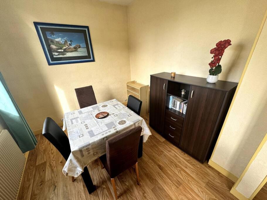 Appartement Proche De L'Hyper-Centre Avec Garage 凯恩 外观 照片