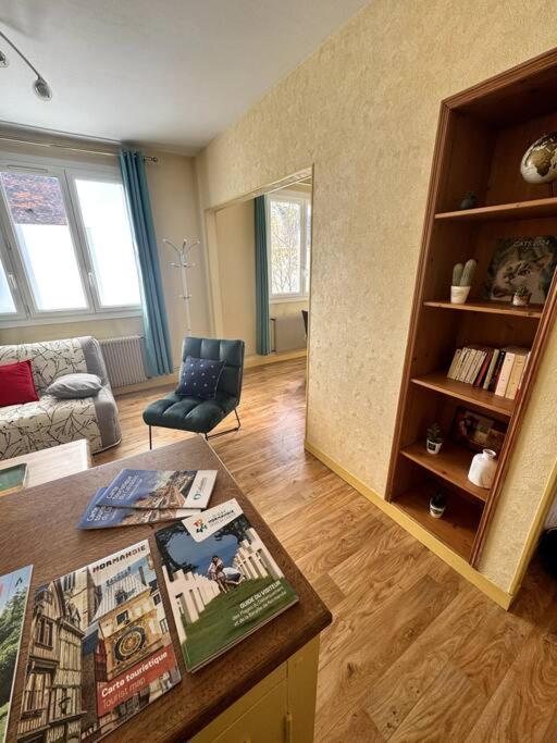 Appartement Proche De L'Hyper-Centre Avec Garage 凯恩 外观 照片